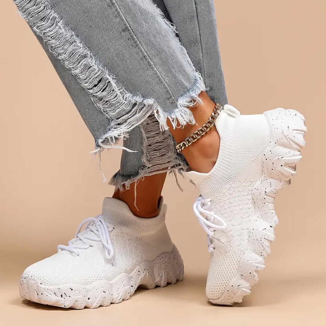 Hayli Women's Comfort Classic (All White)